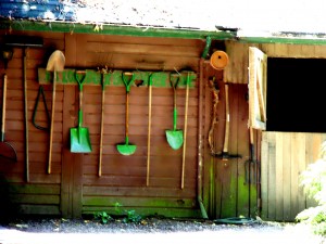 hanging garden tools